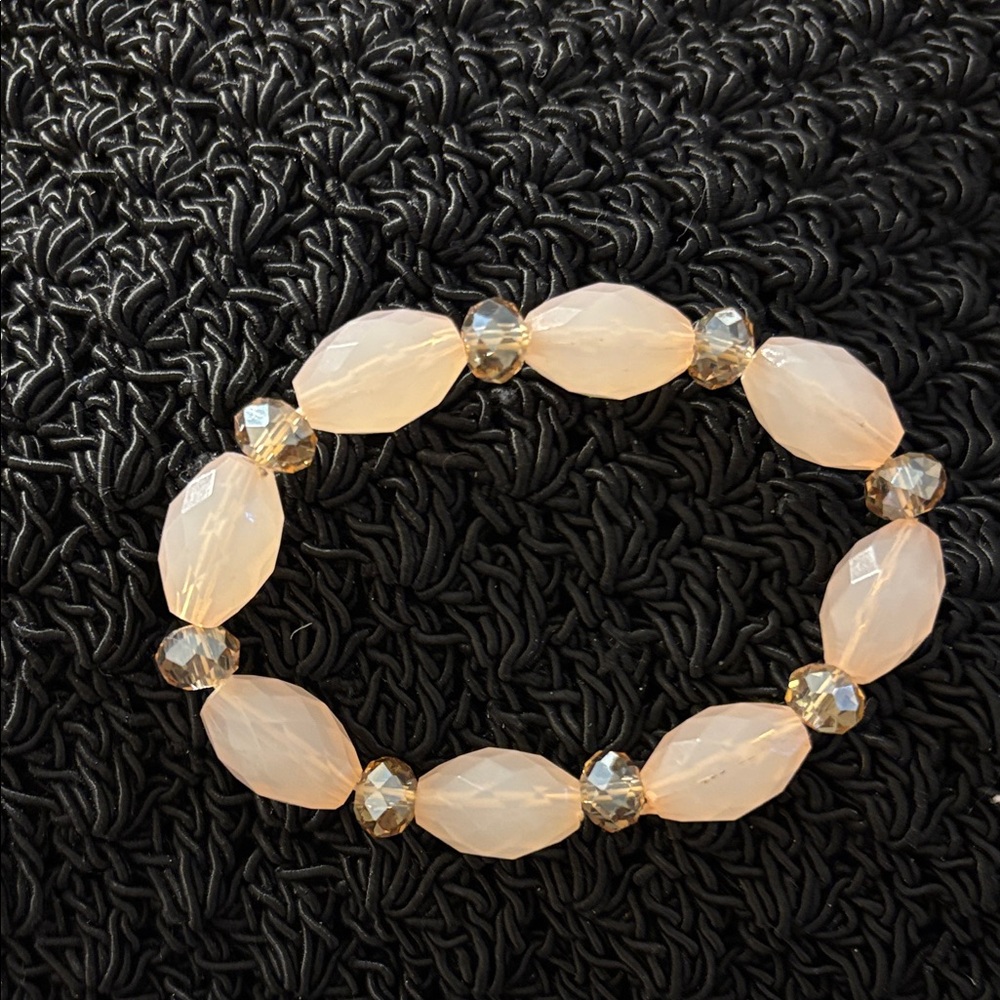 Elegant vintage Beaded Bracelet